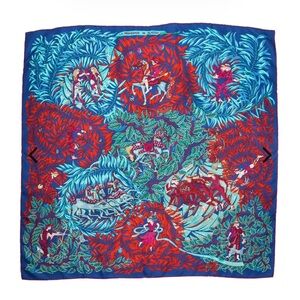 💙💜🩷Hermes🩷💜💙 Twill NWT 90cm Classic 100% Silk Scarf. GORGEOUS AND BRAND NEW!!